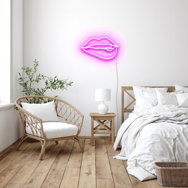 Bite Lips Neon Art: pre-designed LED neon art from Custom Neon®