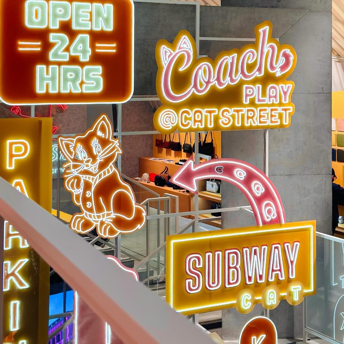 Custom Neon® LED neon retail signage for @coach_japan