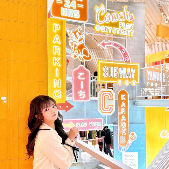 Custom Neon® LED neon and UV Print signs in Coach Play @Cat Street @coach_japan photo by @apichu001