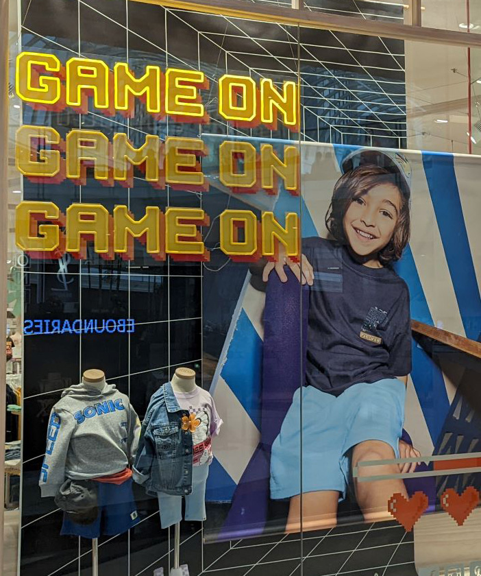 Custom Neon&reg; animated window sign @cottononkids