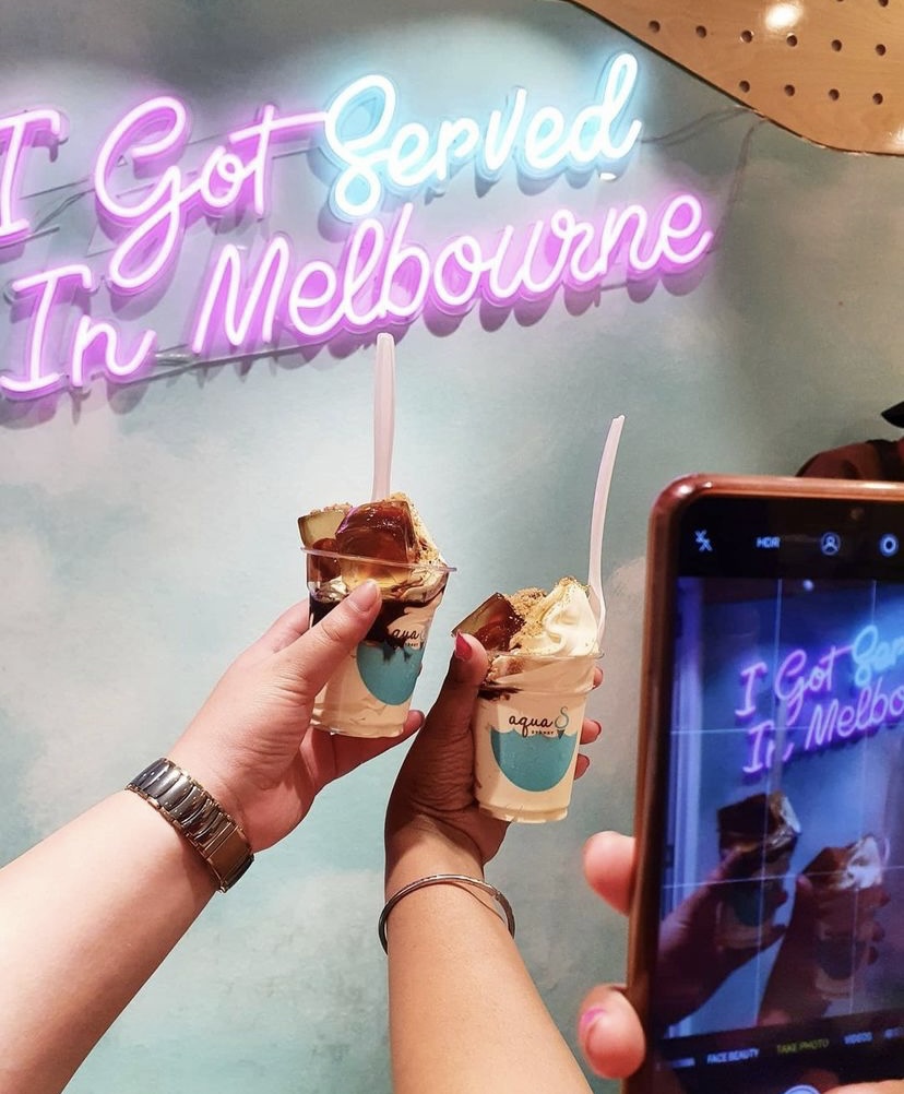 Custom Neon® selfie station signage for @_aquas_au