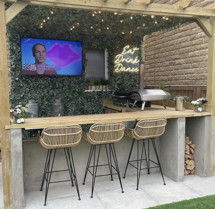 Eat Drink Dance white Custom Neon® outdoor bar BBQ sign @upnorthroseberry