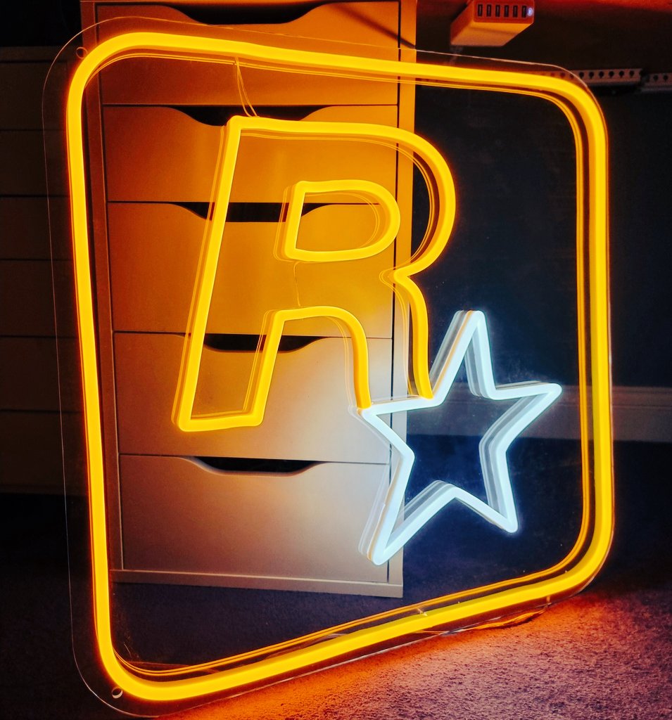 Custom Neon® sponsored sign for GameBlast'22 @rockstargames @ROBHADDReal @Vinewood_motors