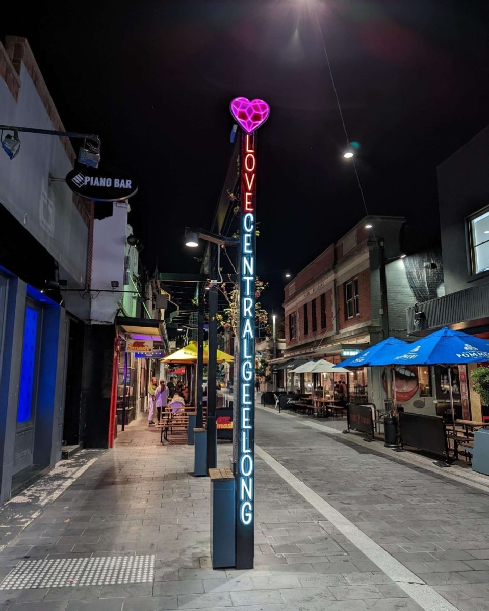 Creative street lighting by Custom Neon® in the Central Geelong commercial precinct