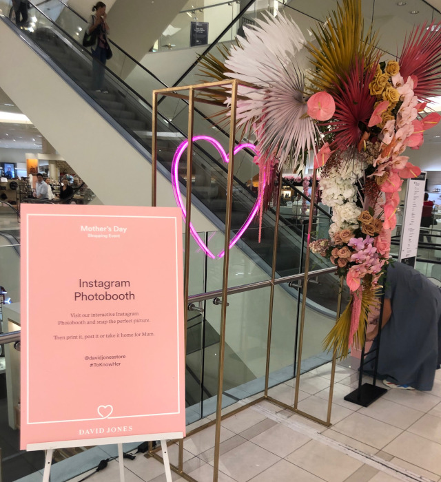 Custom Neon&reg; pink heart for David Jones Mother's Day event