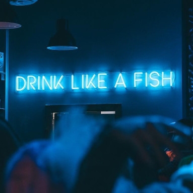 Waikiki neon font example