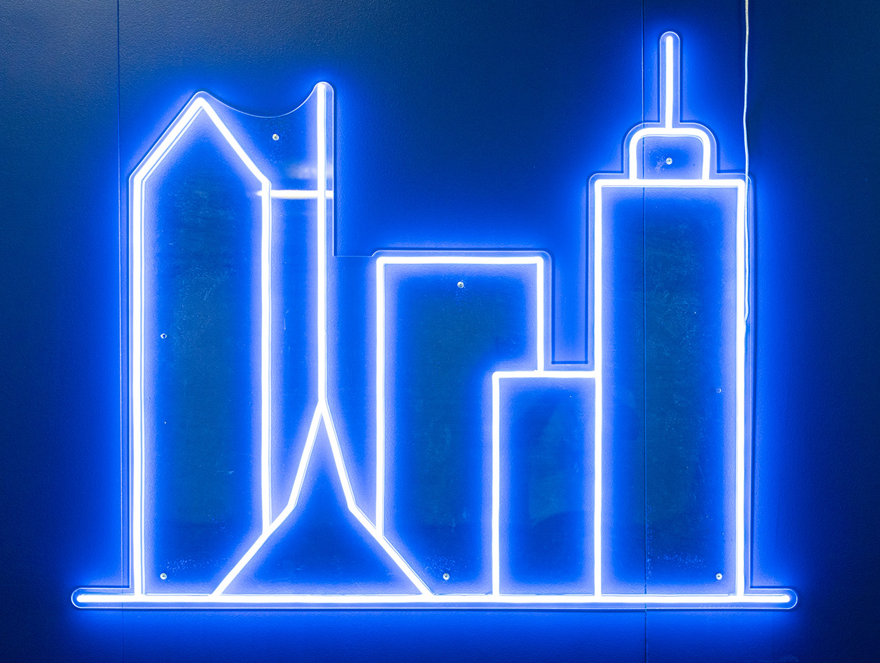 Custom Neon® Melbourne Skyline sign for tennis.com.au @australianopen