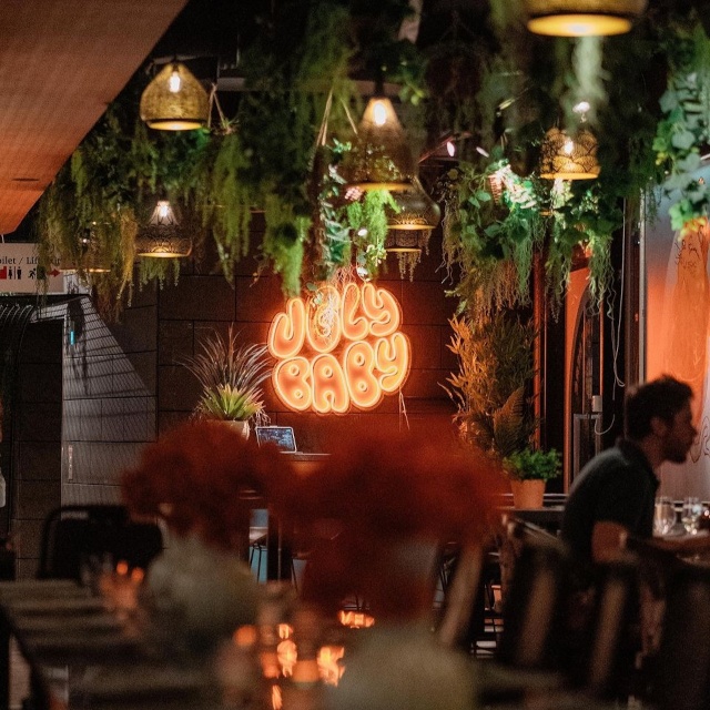 Restaurant logo selfie wall by Custom Neon® @stories.au