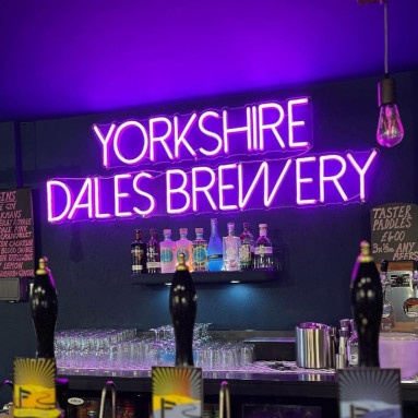 Monaco neon font example